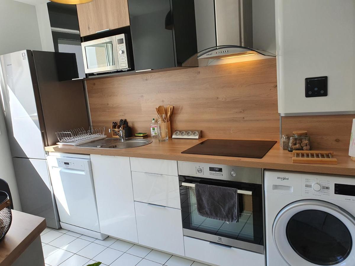 Magnifique Appartement Avec Garage Prive Et Terrasse Reims Exterior photo